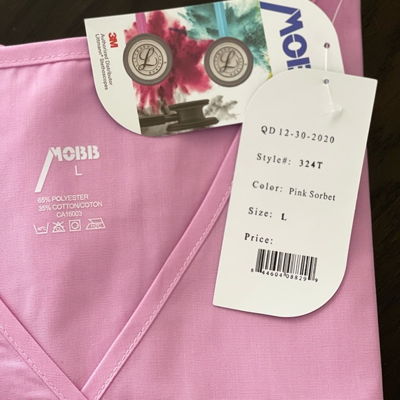 MOBB - Scrub Top (Brand New) - Picture 2 of 2